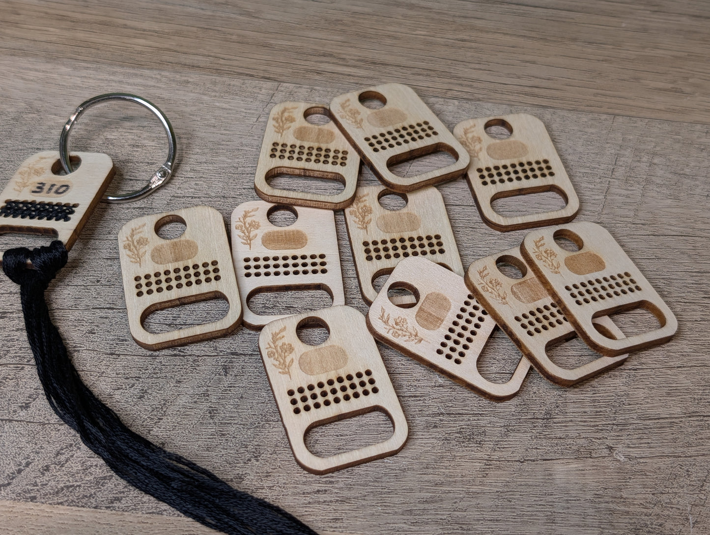 Basswood Floss Drops - Set of 10 – Laser Cut Embroidery Organizer