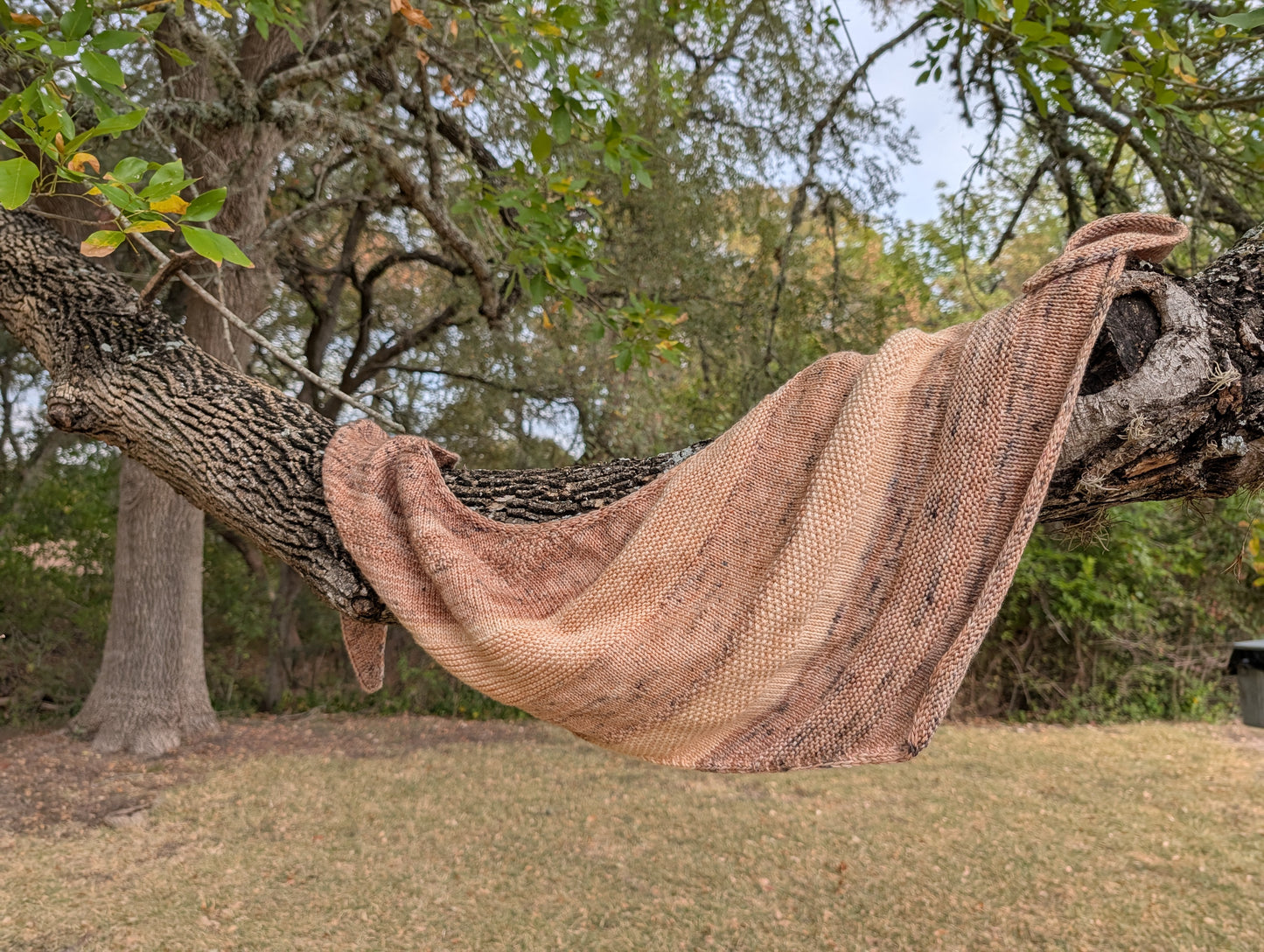 Knitting Pattern - Boomerang Shawl - Elevenses