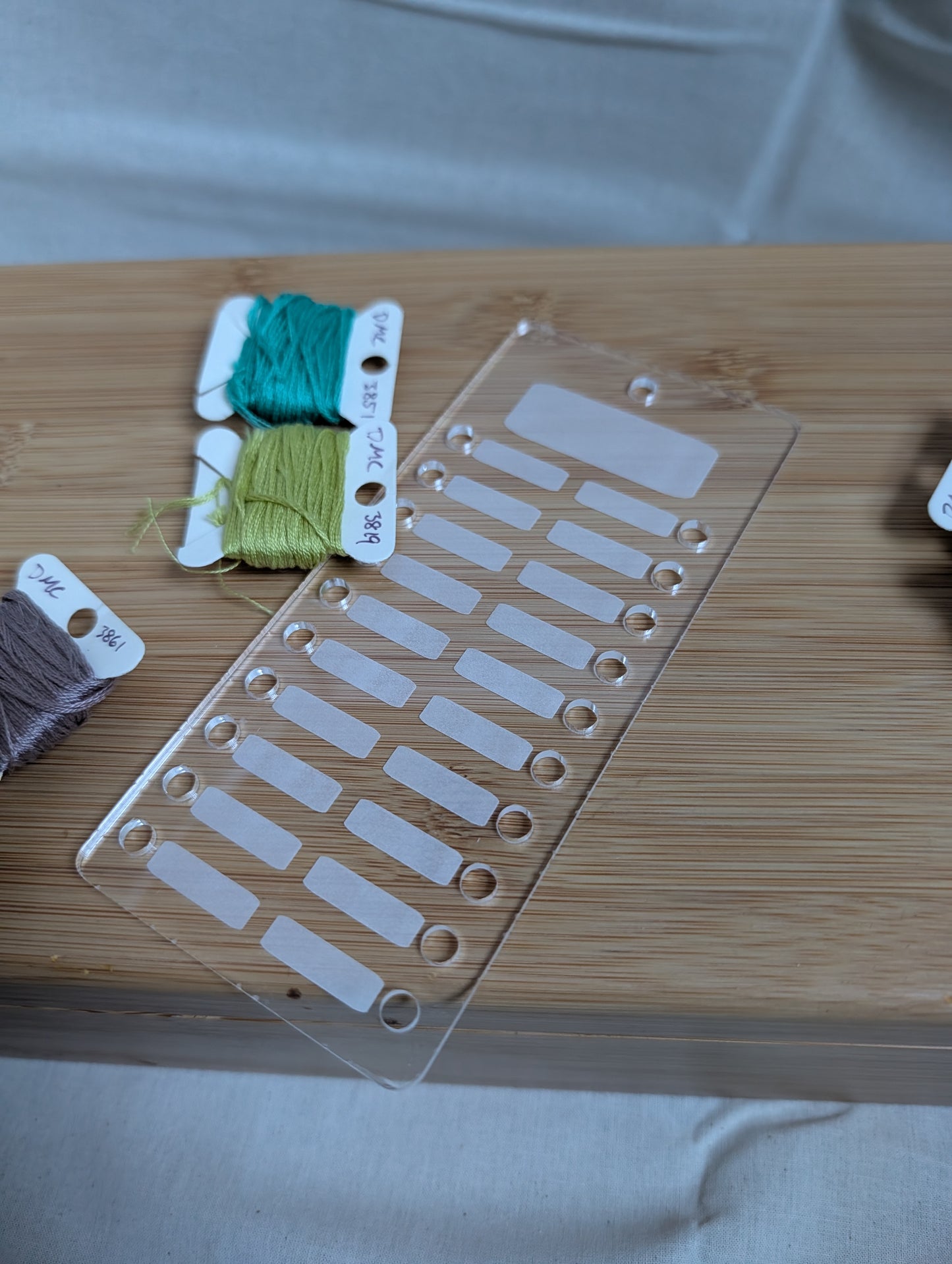 Clear Acrylic Floss Organizer – Reusable Thread Palette Board