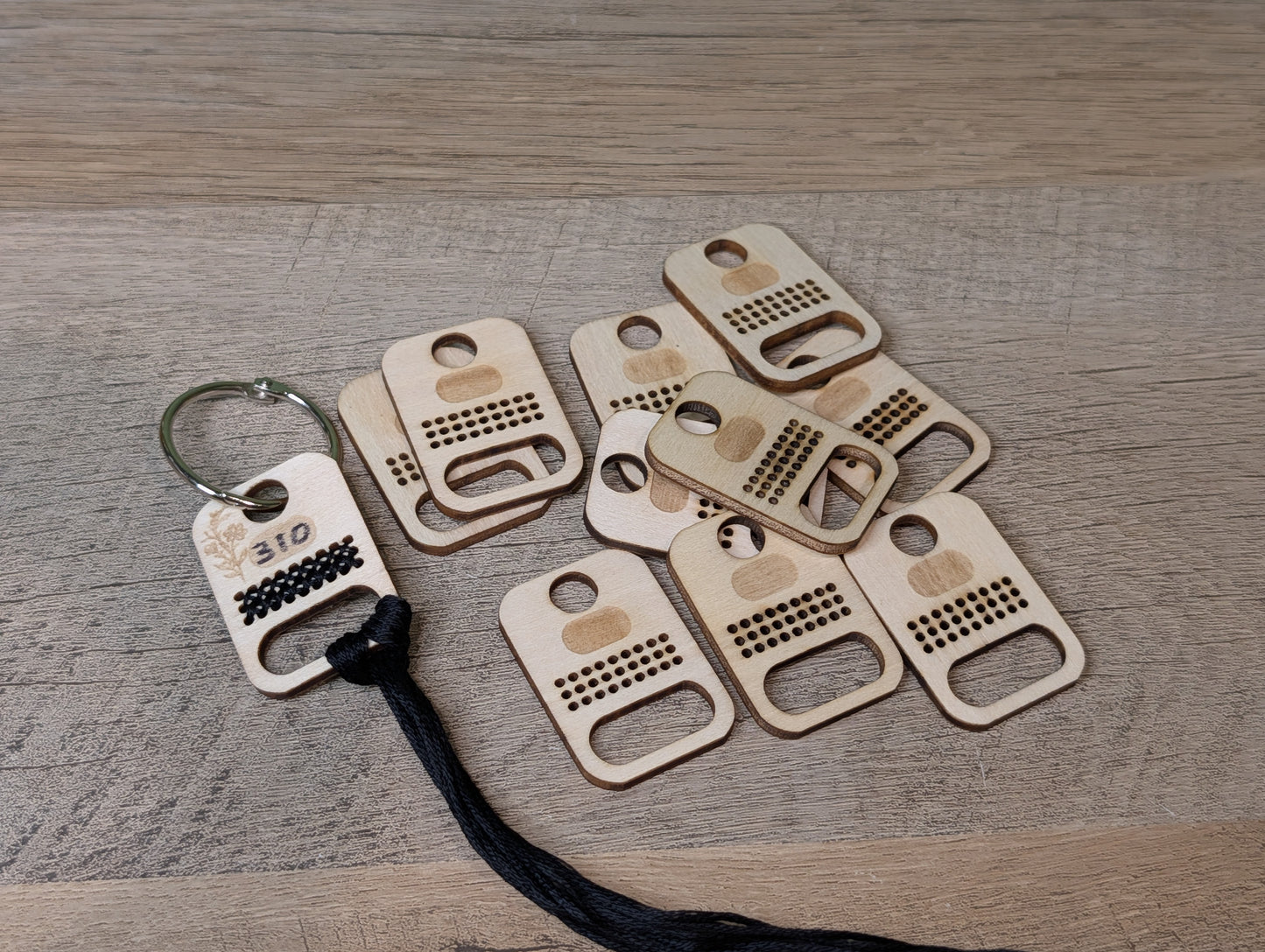 Basswood Floss Drops - Set of 10 – Laser Cut Embroidery Organizer