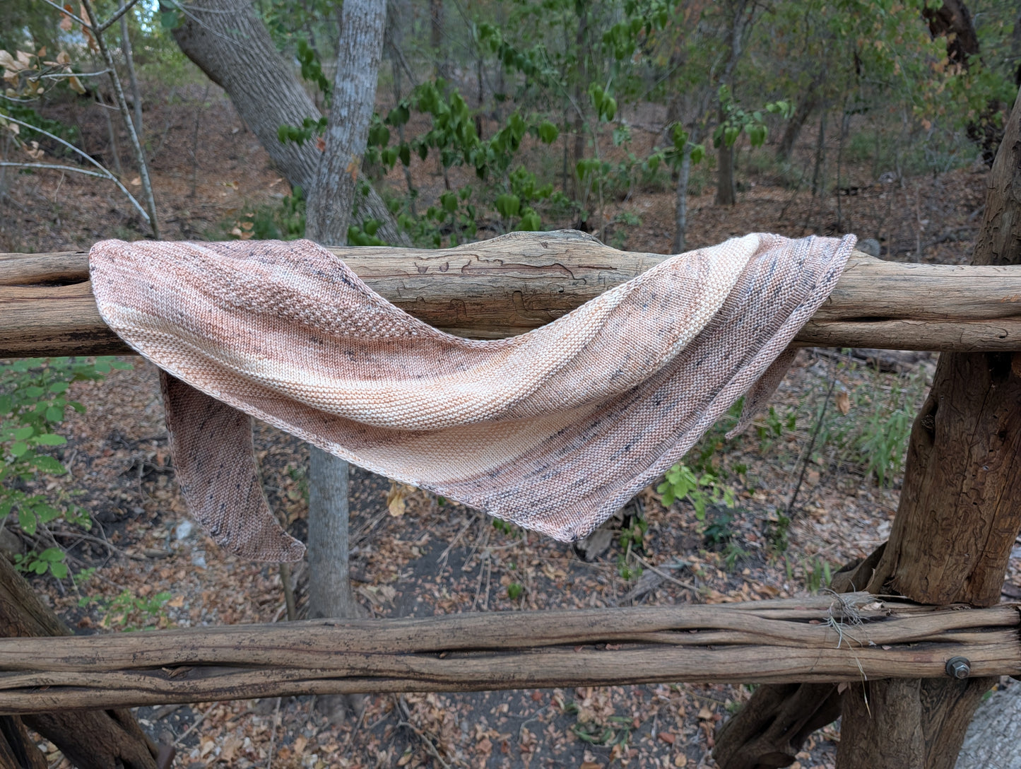 Knitting Pattern - Boomerang Shawl - Elevenses