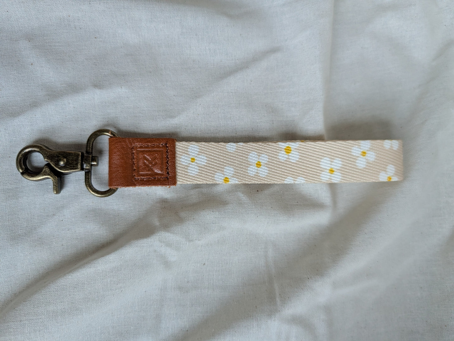 Wrist Distaff - Bee - Optional Wristlet